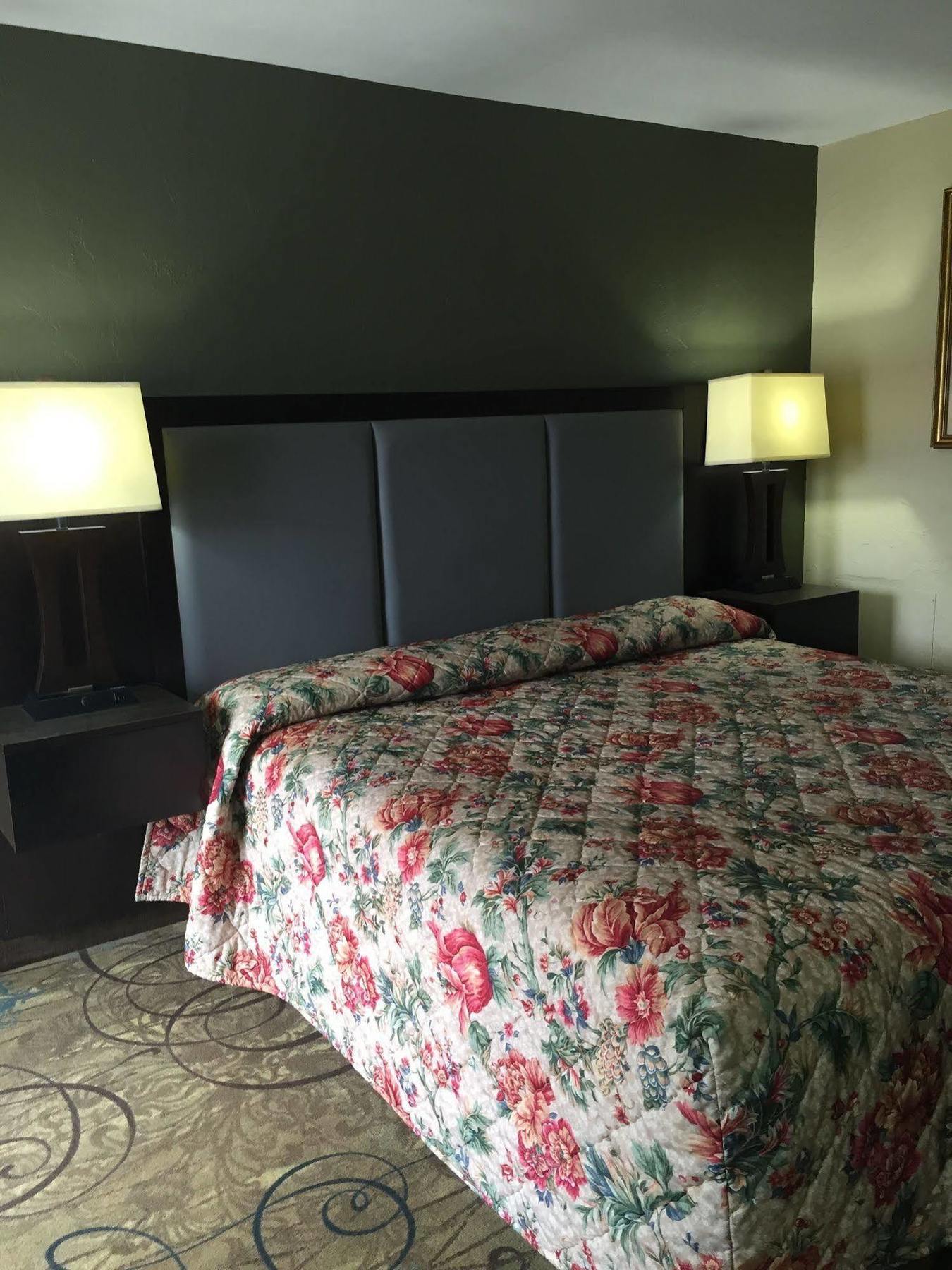 Track & Turf Motel Mount Laurel Zewnętrze zdjęcie